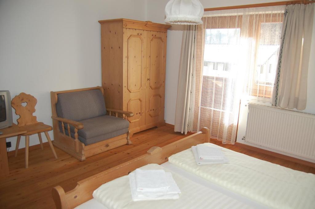 Pension Marienhof Hermagor-Pressegger See Oda fotoğraf